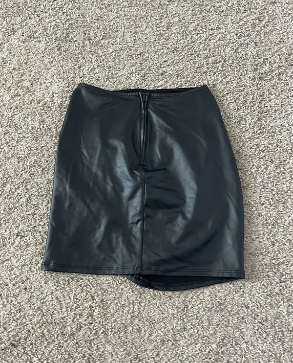 Windsor Skirt Leather Faux Black - Image 2