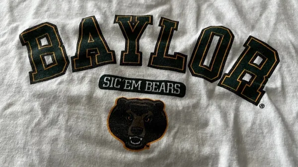 Womens xl Baylor cropped shirt - Image 3