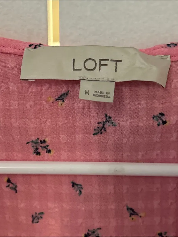 LOFT Pink Ruffle Cap-Sleeve Blouse - Image 4