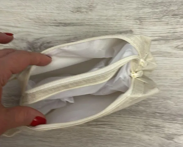 Tan & White Double Zip Small Travel Bag 5" X 7" - Image 3