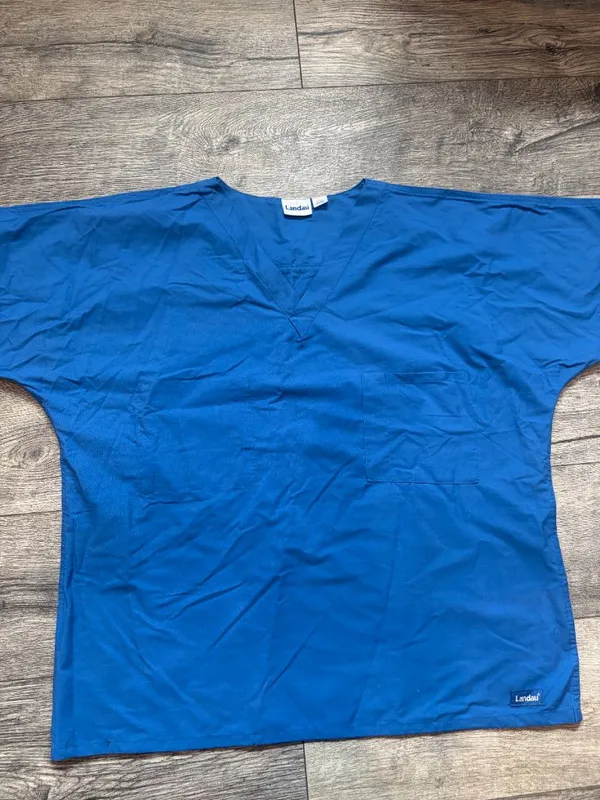 Unisex Landau Essentials V-Neck Large Scrubs Top Shirt Short Sleeves - Image 3