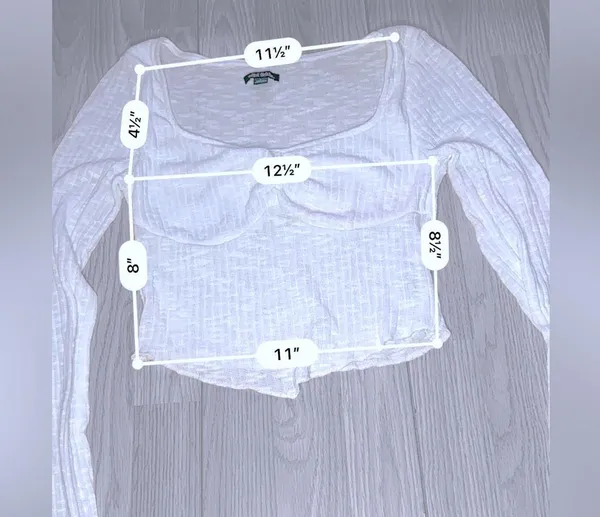 WILD FABLE Women’s White Casual Long Sleeve Crop Top - Image 4