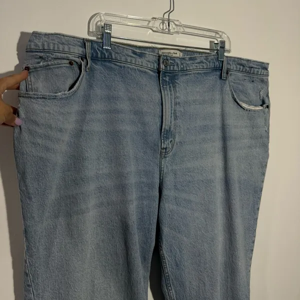 Abercrombie & Fitch Curve Love Ultra High Rise 90s‎ Straight Jean Size 24 Long - Image 3