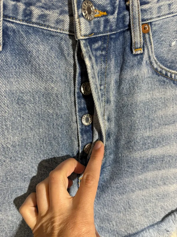 Agolde Parker Cut-Off Shorts Swapmeet - Image 5