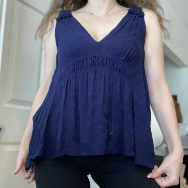 Anthropologie Maeve Bretta Top Flowy Tank Ruched Ruffle Detail Sz Medium‎ Blue - Image 3