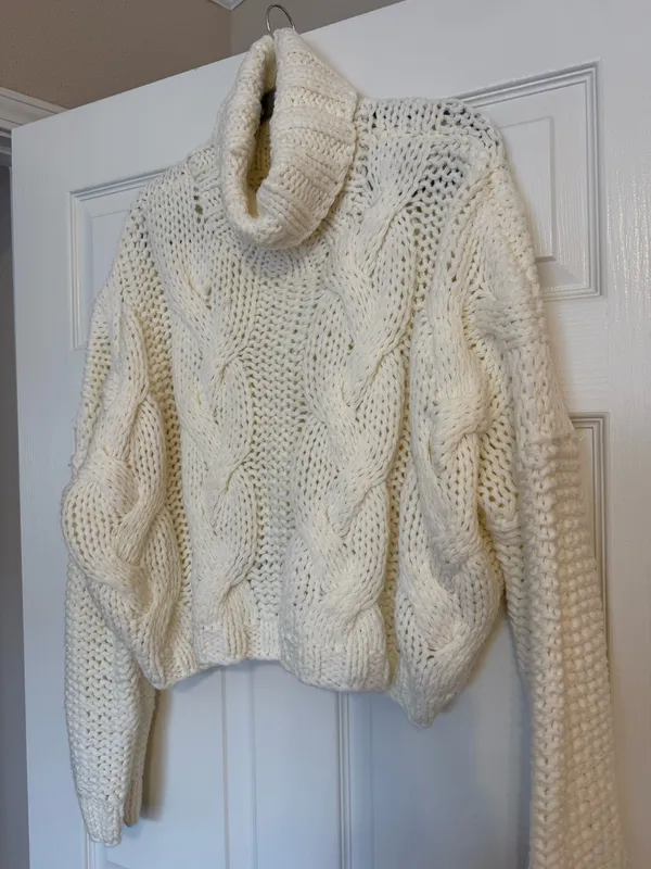 Cream Sweater White Size L - Image 2