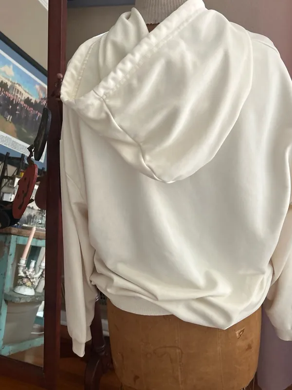 “Pilates Girl” Cream Hoodie Sweatshirt - Comfortable Women's Top | Size Large - Image 4
