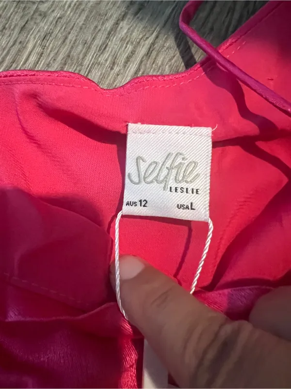 Nwt SELFIE LESLIE DONT WAIT UP ONE‎ SHOULDER WAIST TIE DRESS BARBIE HOT PINK - Image 7