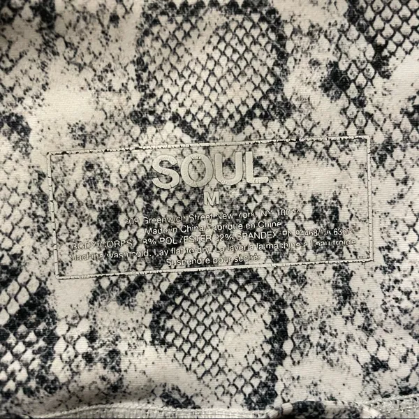 Soul by SoulCycle white snakeskin set - Image 8