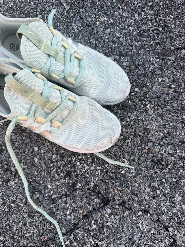 Adidas Cloudfoam Pure Mint Green Running Shoes Women’s 6.5 - Image 4