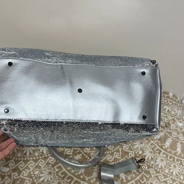 Silver Sequin Women's Bag - Image 7