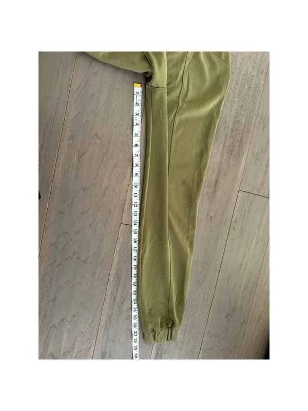 Lululemon Relaxed High Rise Pant Bronze Green Jogger Size 2 - Image 8