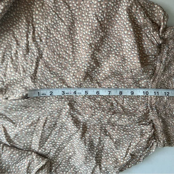 Jessica Simpson smocked sleeveless jumpsuit beige with ivory speckle size xs - Image 9
