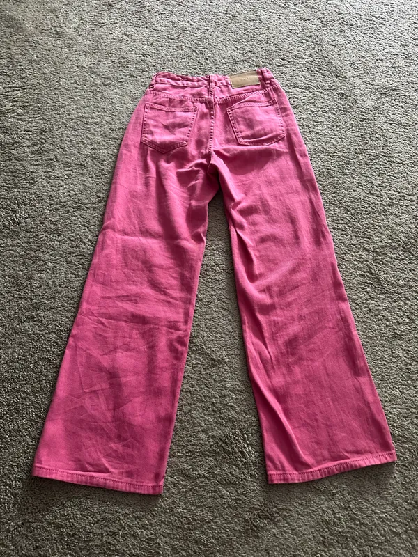 SheIn pink straight leg jeans - Image 3