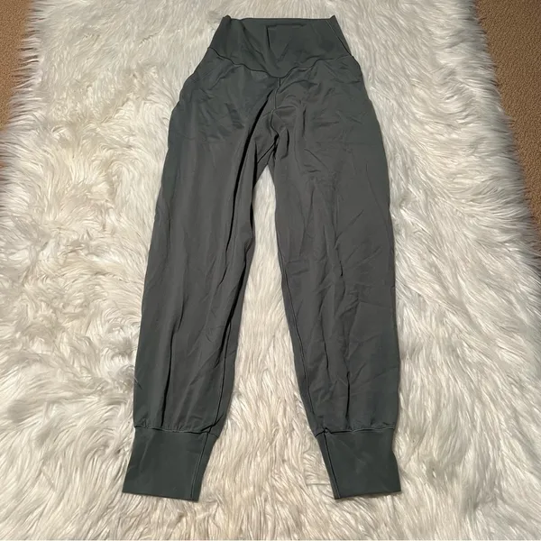 Offline‎ by Aerie Women's Size Small High Waisted Jogger Pants Light Olive Green - Image 3