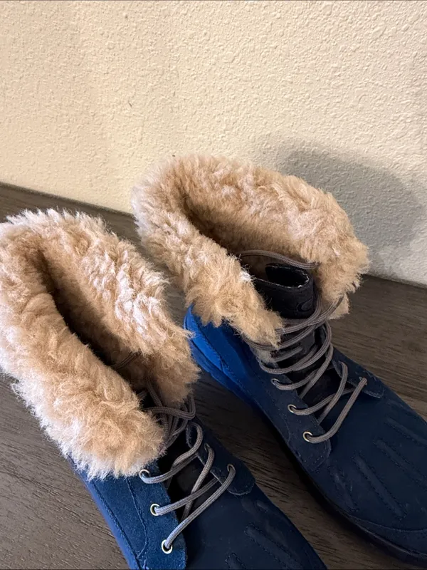 UGG Cecile Navy Blue Leather Sheepskin Duck Boots 1014361K Size 5 - Image 4