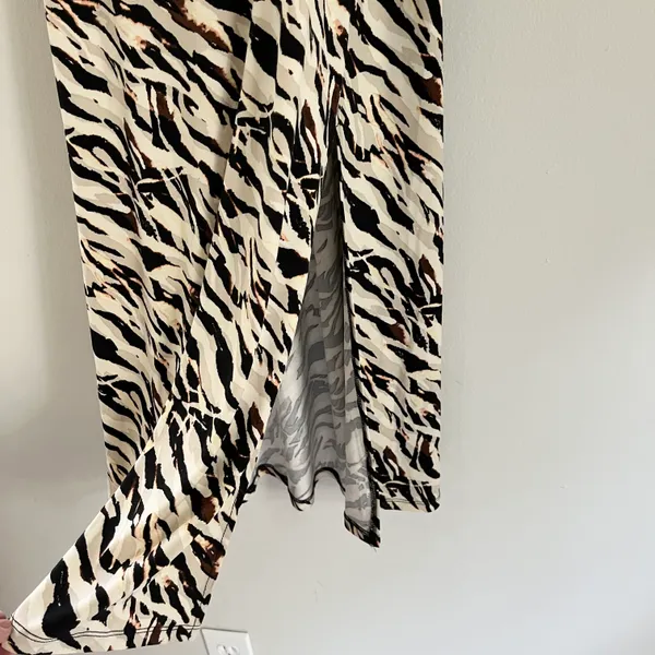 Torrid NWT Maxi Studio Knit Midi Dress Watercolor Zebra Tan Brown Orange Size 2X - Image 10