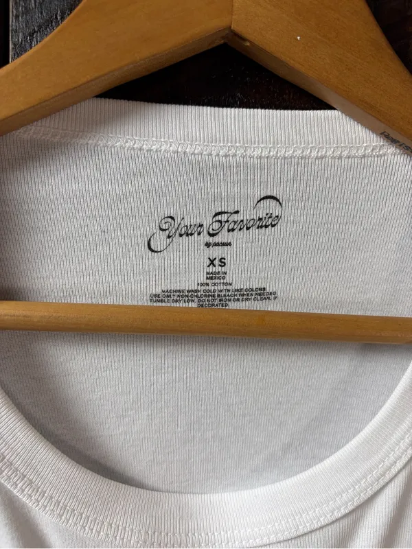 PacSun Cropped White Tee with New York Graphic - NWT XS - Image 5
