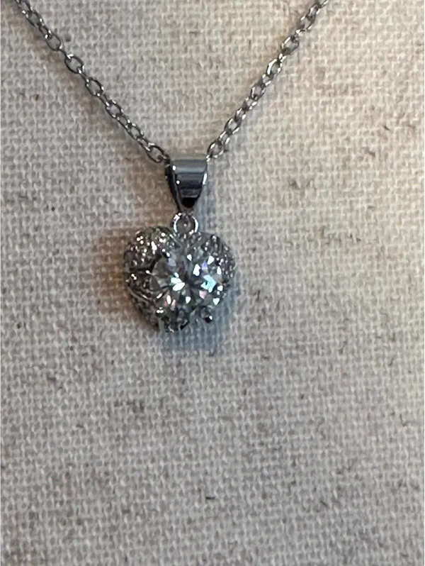 GRA Certified Moissanite Heart Pendant Necklace - Image 4