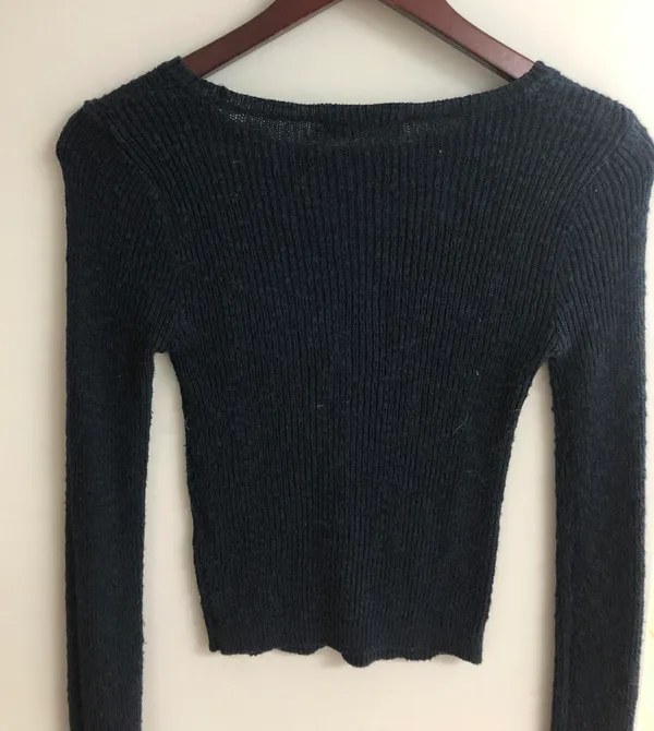 Hollister Cropped Sweater - Image 2