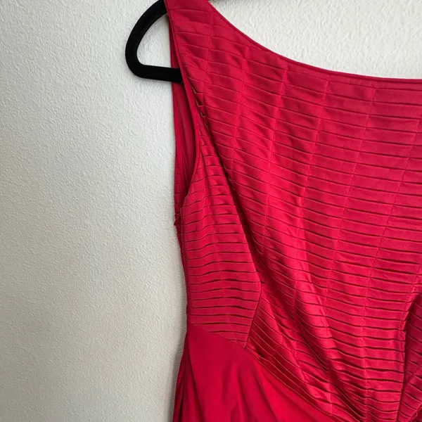 Karen Millen Red‎ Pintuck Draped Ruched Cocktail Dress DN035 S12S US 4 EU 36 - Image 3