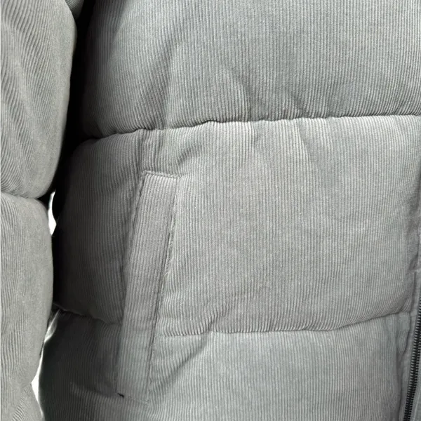 Levi's Zoe Corduroy Puffer Jacket in Mint Size Extra Large‎ - Image 4