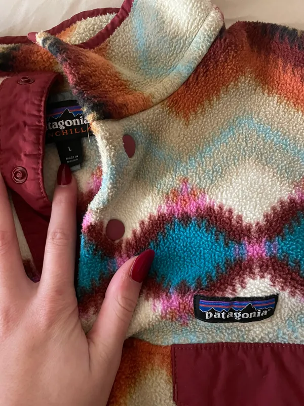 Patagonia Synchilla Fleece Pullover Women’s Desert Snap Red Wild Aztec Large - Image 2