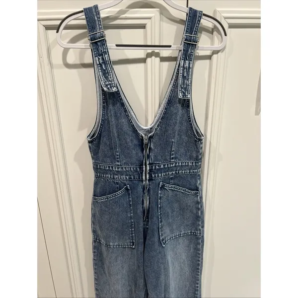Forever‎ 21 Zip Front Denim Overalls Patch Pocket Boho Retro Medium Wash - Image 2