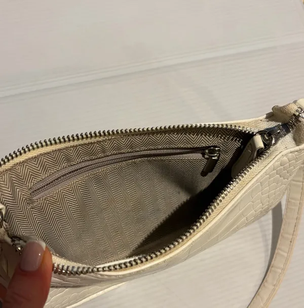 White Shoulder Leather Bag - Image 3