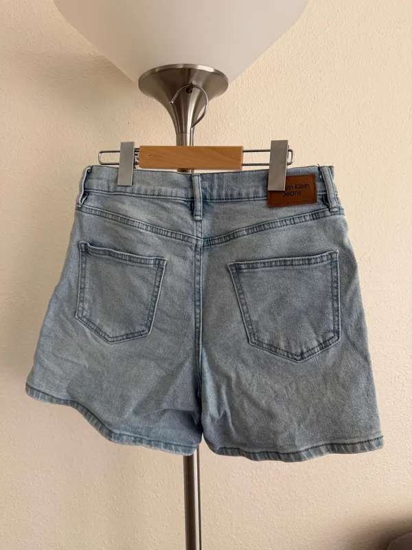 Calvin Klein Light wash high-waisted denim shorts - Image 2