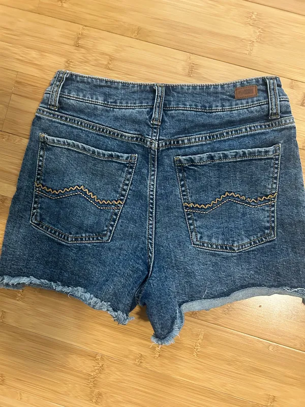 Redhead Ranch Jean Shorts size 6 Blue - Image 2