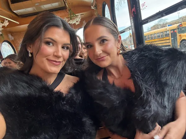 Faux Fur Shawl Windsor - Image 2