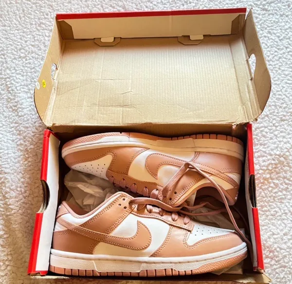 Rose Pink Nike Dunk Low Sneakers - Image 3