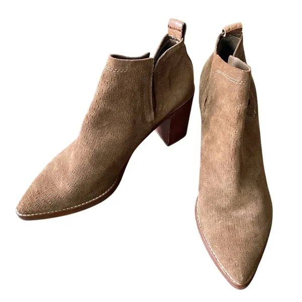 DOLCE VITA Suede Bootie Womens Sz 11 Tan Stacked Heel Pointed Toe - Image 2