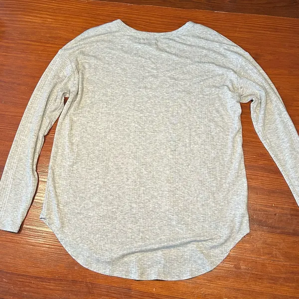 Lou & Grey Heather Gray Ribbed Long Sleeve Top - Image 2