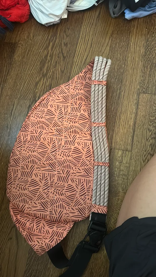 KAVU Crossbody Bag - Image 3