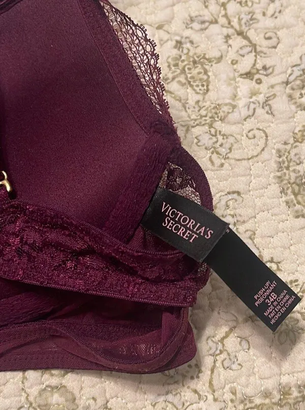 Victoria’s Secret Push Up Bra - Image 6