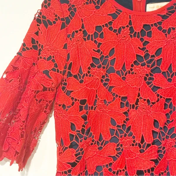 Tory Burch Nicola Guipure Lace Dress Red‎ Lined Size 2 Short Sleeve - Image 4