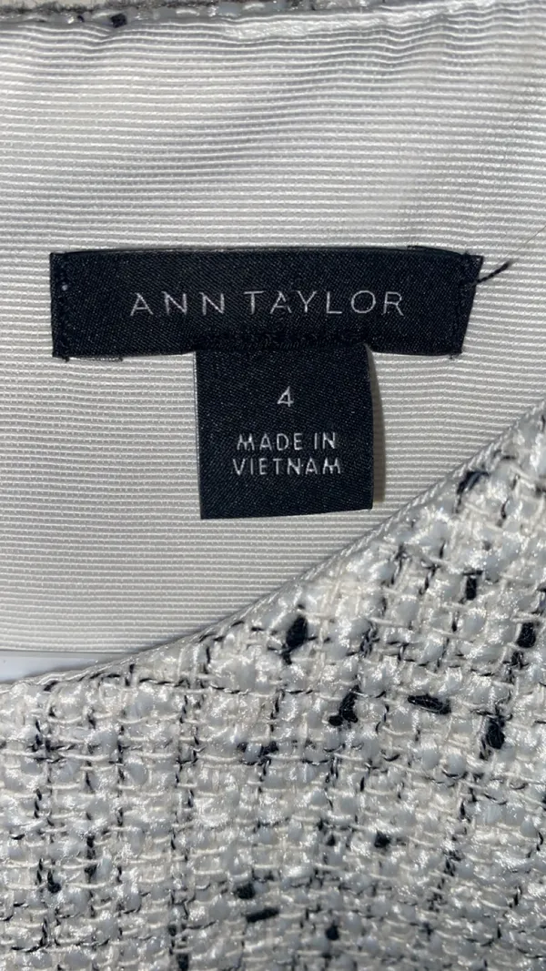 Ann Taylor Tweed Sheath Dress size 4 WORN ONCE - Image 3