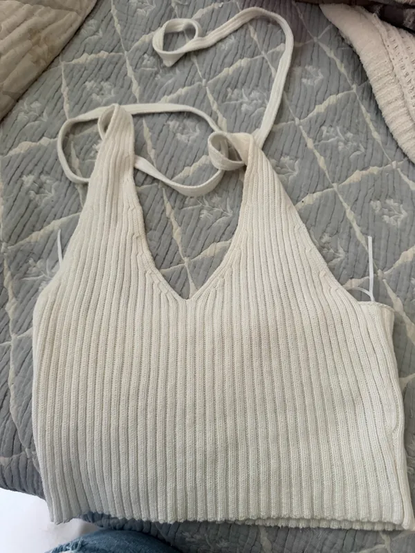 LA Hearts Halter Crop Top - Image 2