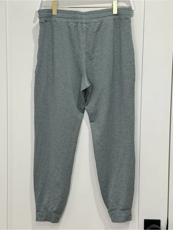 Vuori Performance Jogger Small Stormy Sage Heather Green Athleisure Sporty - Image 6