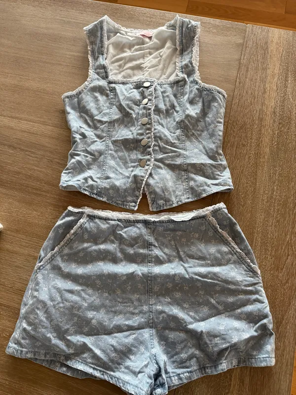 Pink Lily Denim Fit - Image 3