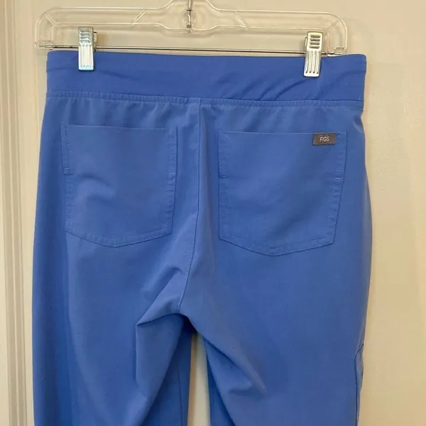 Figs scrubs, jogger, pants, size XS/P ￼ - Image 4