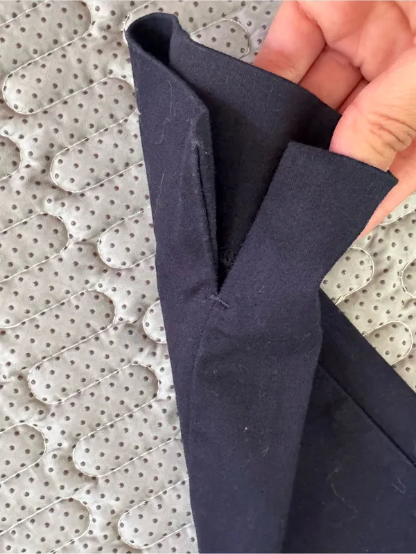 H&M Navy Straight Leg Tailored Pants size 2 - Image 4