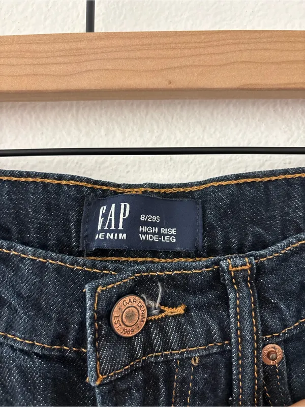 Gap Women's High Rise Wide Leg Jeans - Image 2