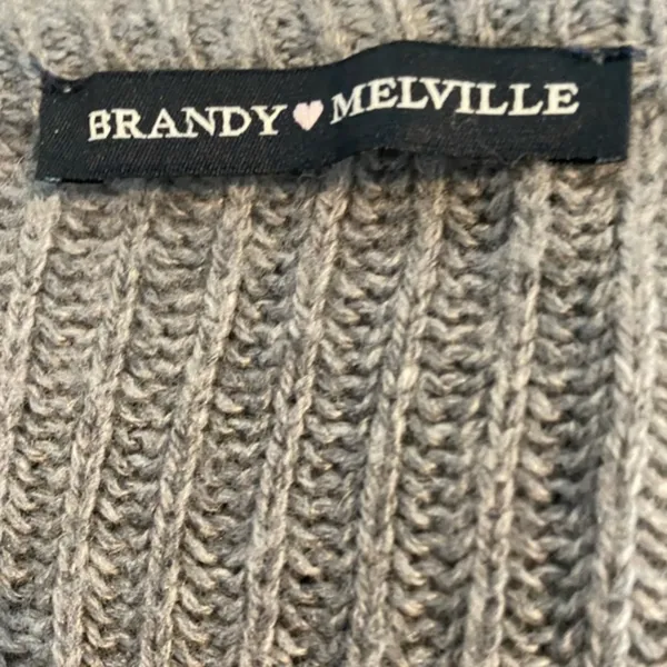 BRANDY MELVILLE‎ GRAY KNIT SWEATER - Image 7
