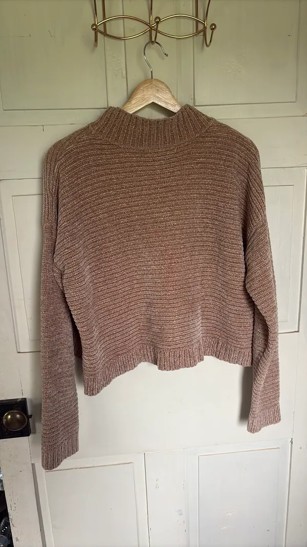 Forever 21 Sweater - Image 3
