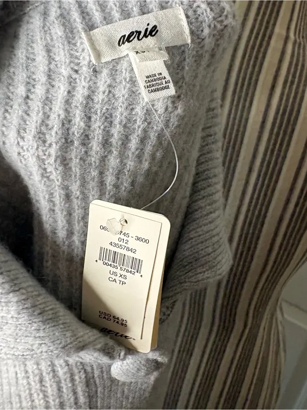 Aerie XS fall winter trendy minimalist poetcore cabincore indie librarian sweate - Image 4