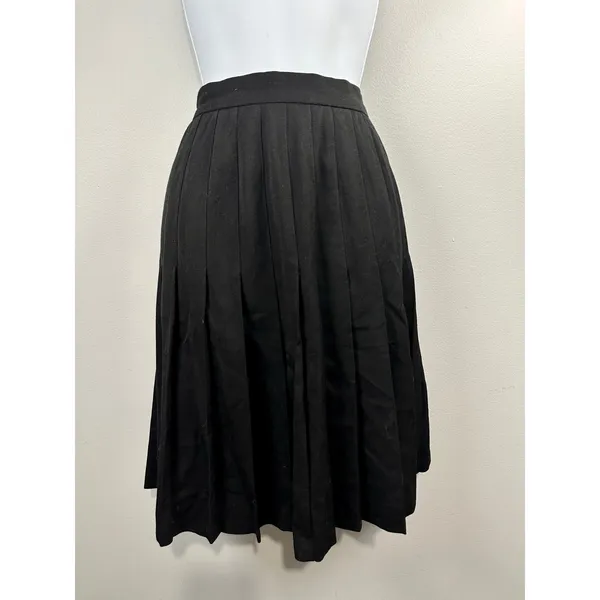 Anne Klein Skirt 8 Pleated A-line Black Classic Knee‎ Length 100% Wool Modest - Image 3