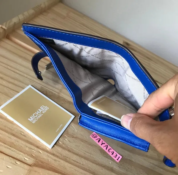 Michael Kors Wallet - Image 6